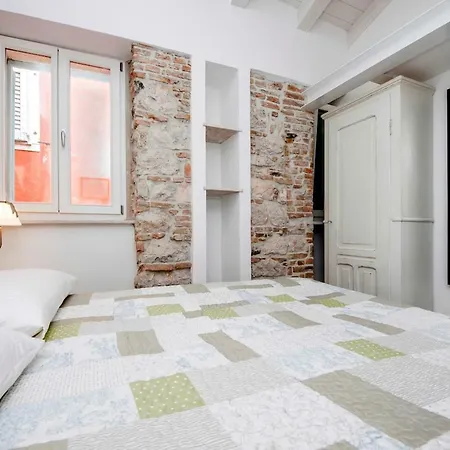 Lägenhet Casa Roccia Bianca