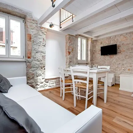 Lägenhet Casa Roccia Bianca