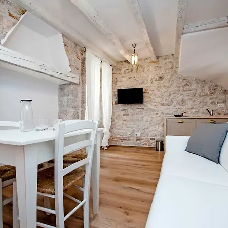 Lägenhet Casa Roccia Bianca Rovinj